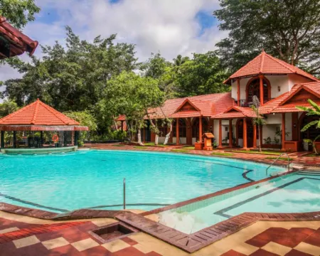 タジ クマラコム リゾート & スパ ケララ クマラコムのホテル