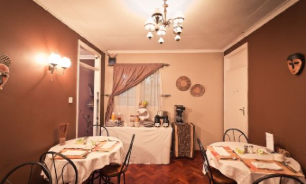 Godials Bed & Breakfast - Housity