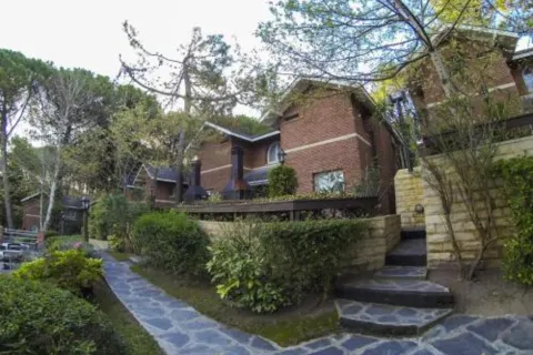 Carilo Hills by Bund