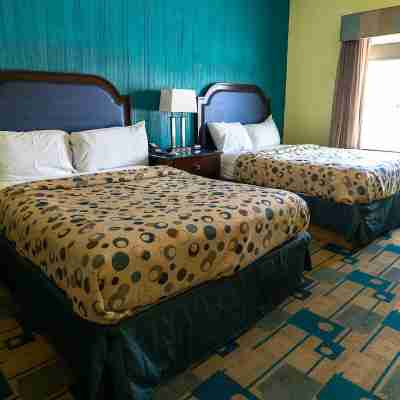 Rivers  Inn & Suites Rooms