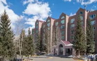 Hyatt Place Keystone / Dillon