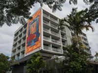 Cairns Plaza Hotel Hotels near Cairns Art Gallery