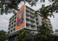 Cairns Plaza Hotel Hotels near Ellis Beach
