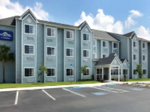 Microtel Inn & Suites by Wyndham Zephyrhills Hotels in Pasco County