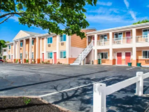 Rodeway Inn Hotels in Middletown