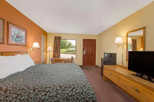 Days Inn by Wyndham Childersburg/Sylacauga Hotels in Childersburg