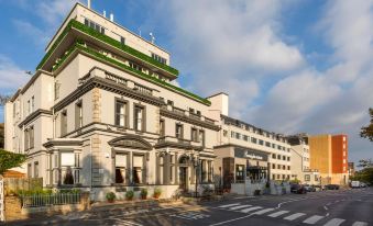 Bonnington Hotel & Leisure Centre