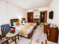 Radha Regent, Chennai