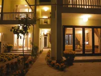 Jolie Villa Hoi An Hotel di Tân An