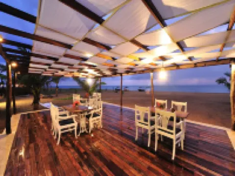 Dolphin Beach Resort - Kalpitiya