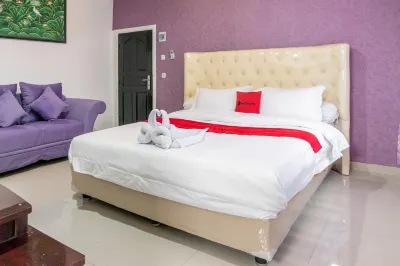 RedDoorz Near Manhattan Times Square Medan 2