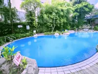 Paradise Staycation Beach Penang Hotels near Pearl Hill Park