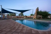 Horsham Holiday Park - Pools