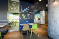 Ibis Budget Zurich City West - breakfast