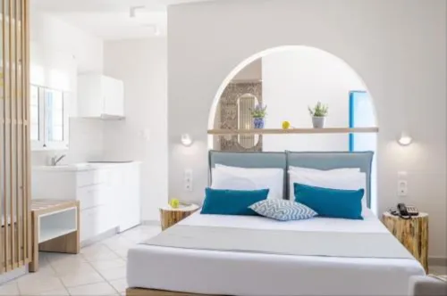 Romantica Hotel Apartments - Pools
