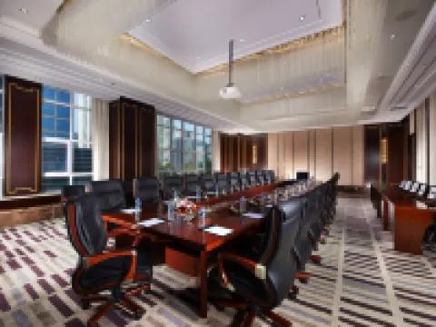 ฮอลิเดย์ อินน์ เอ็กซ์เพรส ลั่วหยาง ซิตี้ เซ็นเตอร์ บาย IHG โรงแรมในลั่วหยาง