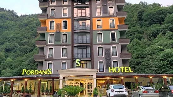 포르다니스 호텔