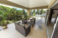 Moulin Kann Villas Hotels in Takamaka