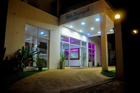 Sea Breeze Hotel