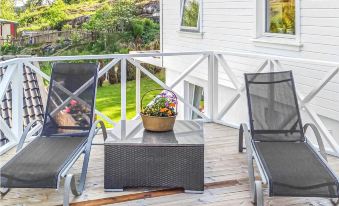 Amazing Apartment in Fjell with 1 Bedrooms and Wifi
