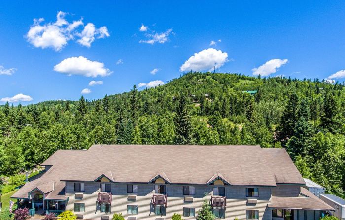 Mountain Inn at Lutsen
