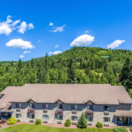 Mountain Inn at Lutsen