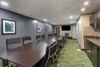 Best Western Plus Fort Saskatchewan Inn  Suites