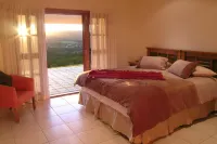 The Summit Rainforest Retreat Hotels in Yungaburra