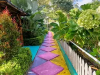 Pagupon Camp Syariah Hotels in Wonosalam