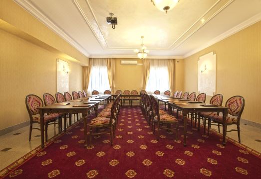 1. 호텔 야쿱 소비..