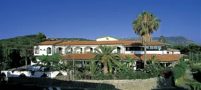 馬裏內拉酒店