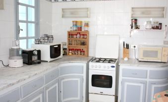 Villa with 4 Bedrooms in Mahdia, with Wonderful Sea View, Enclosed Garden and Wifi Near the Beach