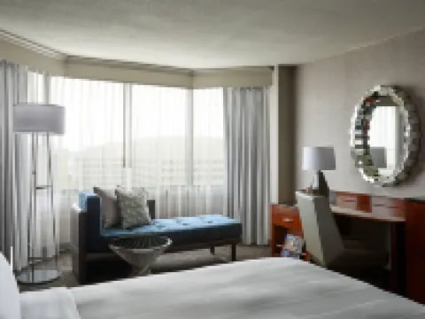 克里斯蓋特韋萬豪飯店 阿靈頓公墓附近的飯店