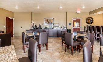 Cobblestone Inn & Suites - Brookville