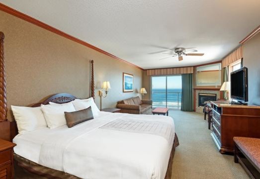 Elizabeth Oceanfront Suites, Ascend Hotel Collection Hotel Overview