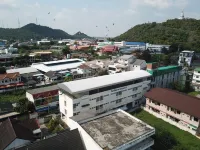 611 Hotel Hotels in Thongchai