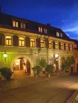 Grüner Baum - Hotel garni Hotels in der Nähe von Stadtkirche - Evangelisch-Lutherische Kirchengemeinde Kitzingen - Stadtkirche