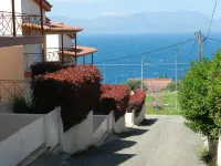 Stavento - Villas Trapeza & Voura Hotels in Mavra Litharia