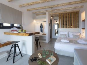 Aelia Suites Milos