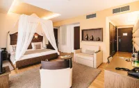 St. Martins Therme & Lodge Hotels in Podersdorf am See