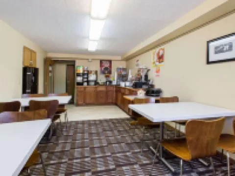 Super 8 by Wyndham Chadron NE Hoteles en Chadron