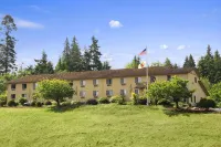 Super 8 by Wyndham Port Angeles at Olympic National Park