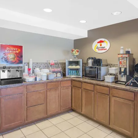 Super 8 by Wyndham Hastings