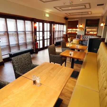 Premier Inn London Croydon South (A212)