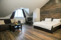 Loft Hotel Hotels near Museum of Military Glory