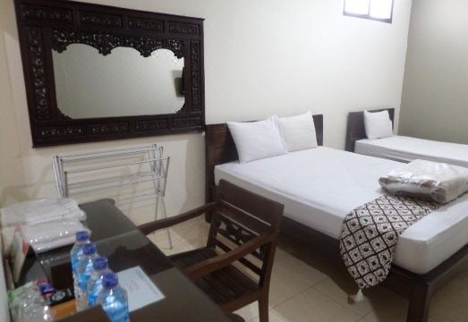 N달렘 수라틴 게스트 하우스 전경