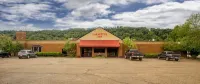 Lafayette Inn