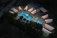 Nomad Glamping