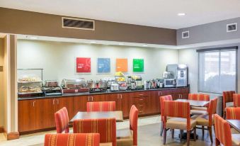 Comfort Inn & Suites West Chester - North Cincinnati