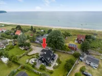 "Gullan" - 75m from the Sea